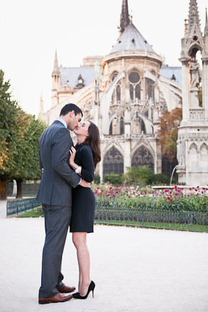 Notre Dame Paris kiss photo